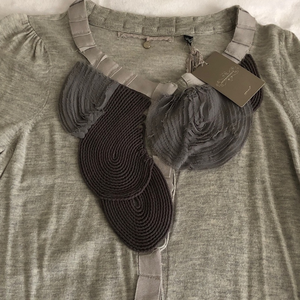 Anthropologie Gray Textured Appliqué Knit Top
